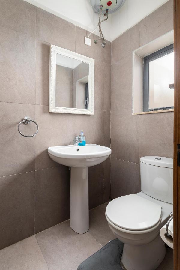 Traditional & Modern Maltese Townhouse - Rooftop Terrace And Sea Views, Close To Birgu Waterfront Cospicua Exterior photo