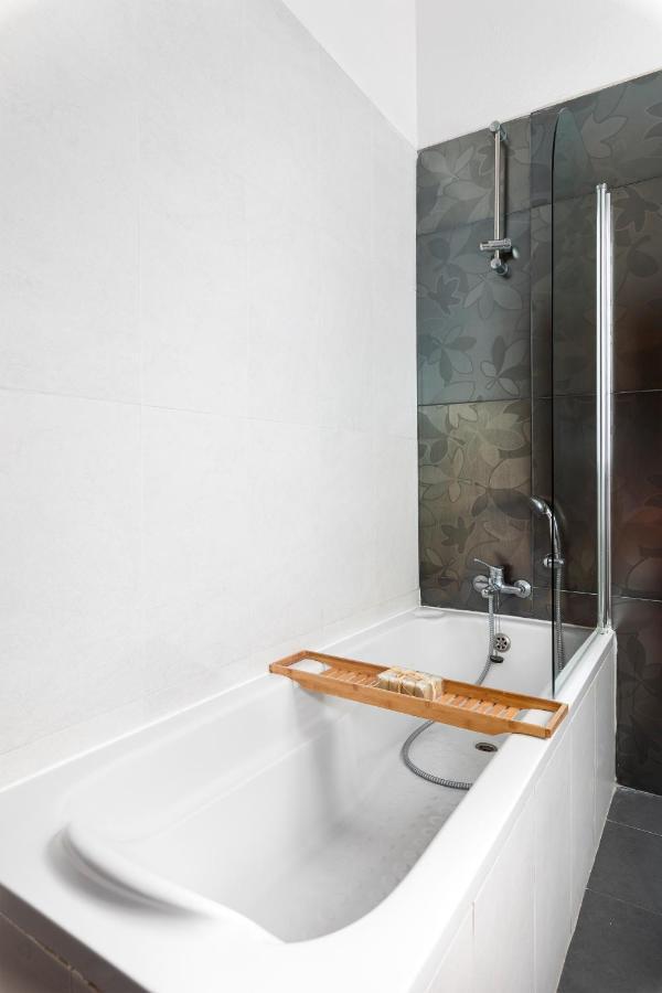 Traditional & Modern Maltese Townhouse - Rooftop Terrace And Sea Views, Close To Birgu Waterfront Cospicua Exterior photo