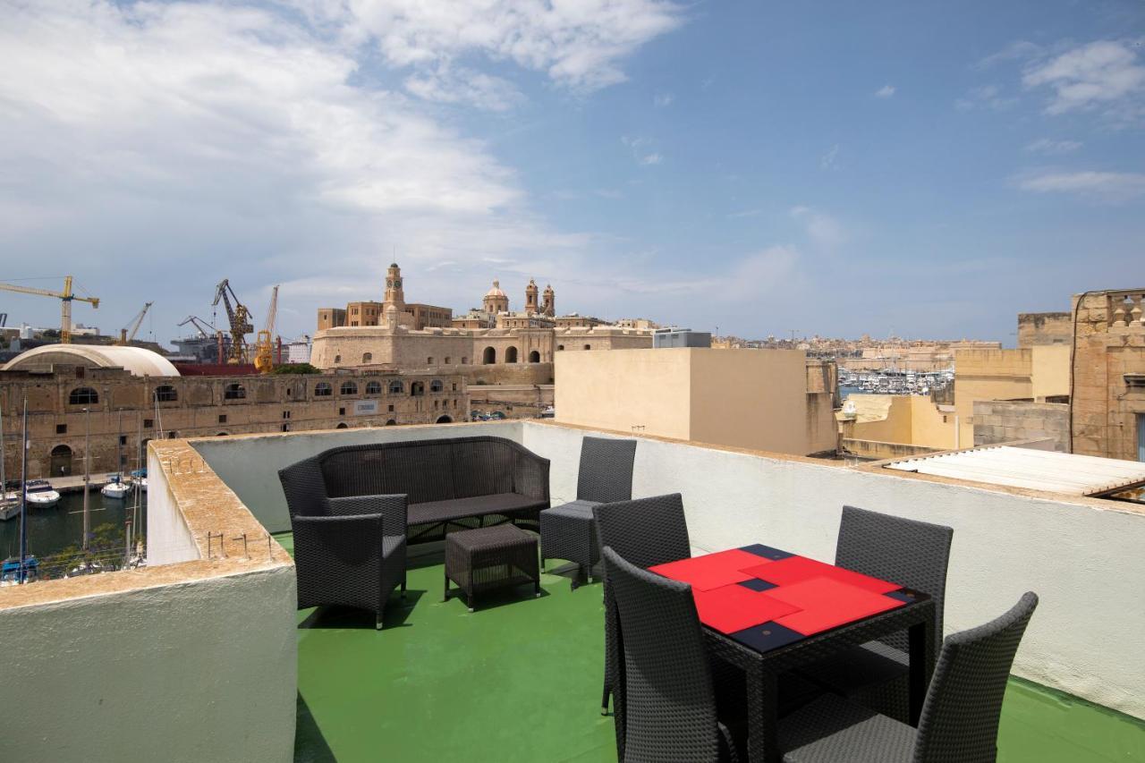 Traditional & Modern Maltese Townhouse - Rooftop Terrace And Sea Views, Close To Birgu Waterfront Cospicua Exterior photo