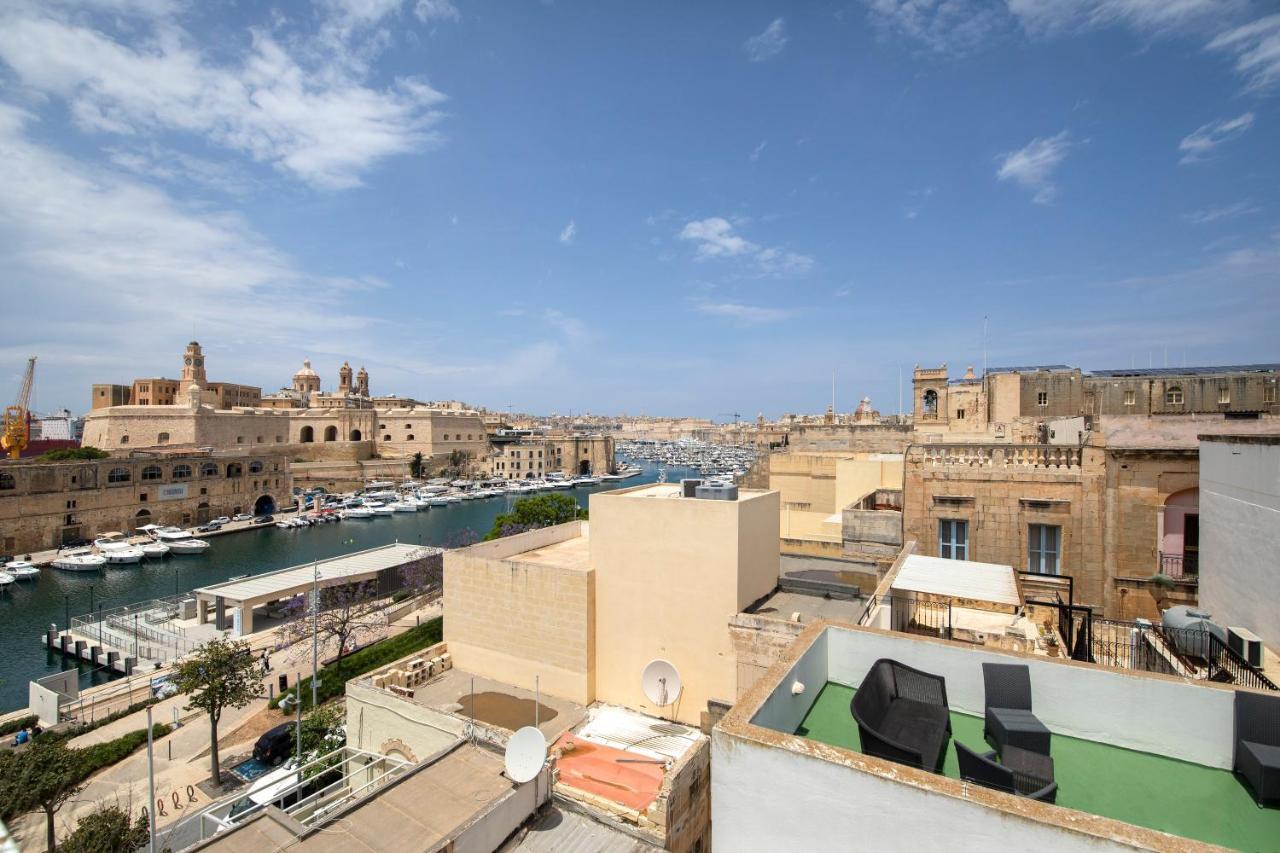 Traditional & Modern Maltese Townhouse - Rooftop Terrace And Sea Views, Close To Birgu Waterfront Cospicua Exterior photo